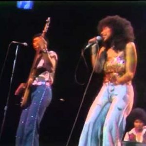 The Midnight Special More 1974 - 17 - Rufus & Chaka Khan - Tell Me Something Good