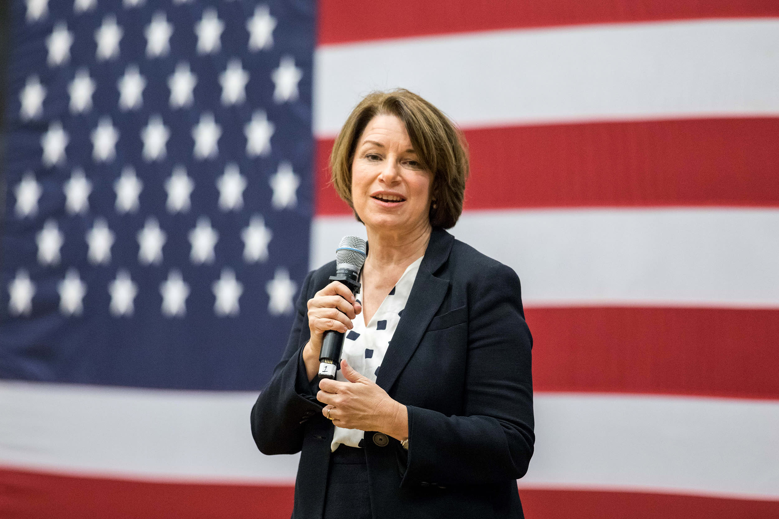 Klobuchar withdraws from veepstakes, says Biden should pick woman of color